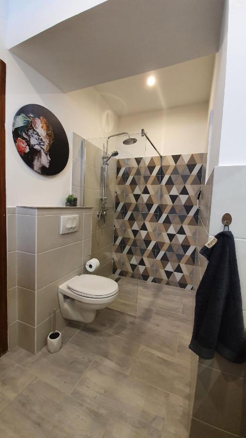 Tisza White House Bed & Breakfast Tiszaszolos Ngoại thất bức ảnh