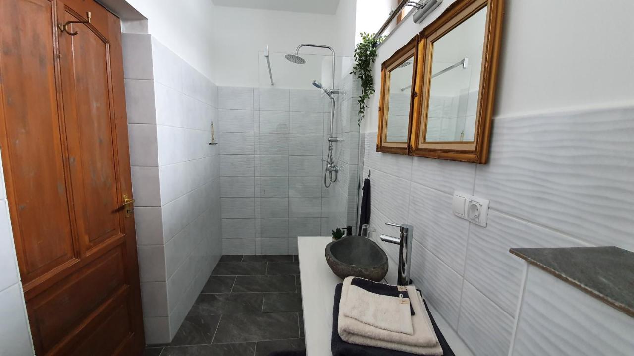 Tisza White House Bed & Breakfast Tiszaszolos Ngoại thất bức ảnh